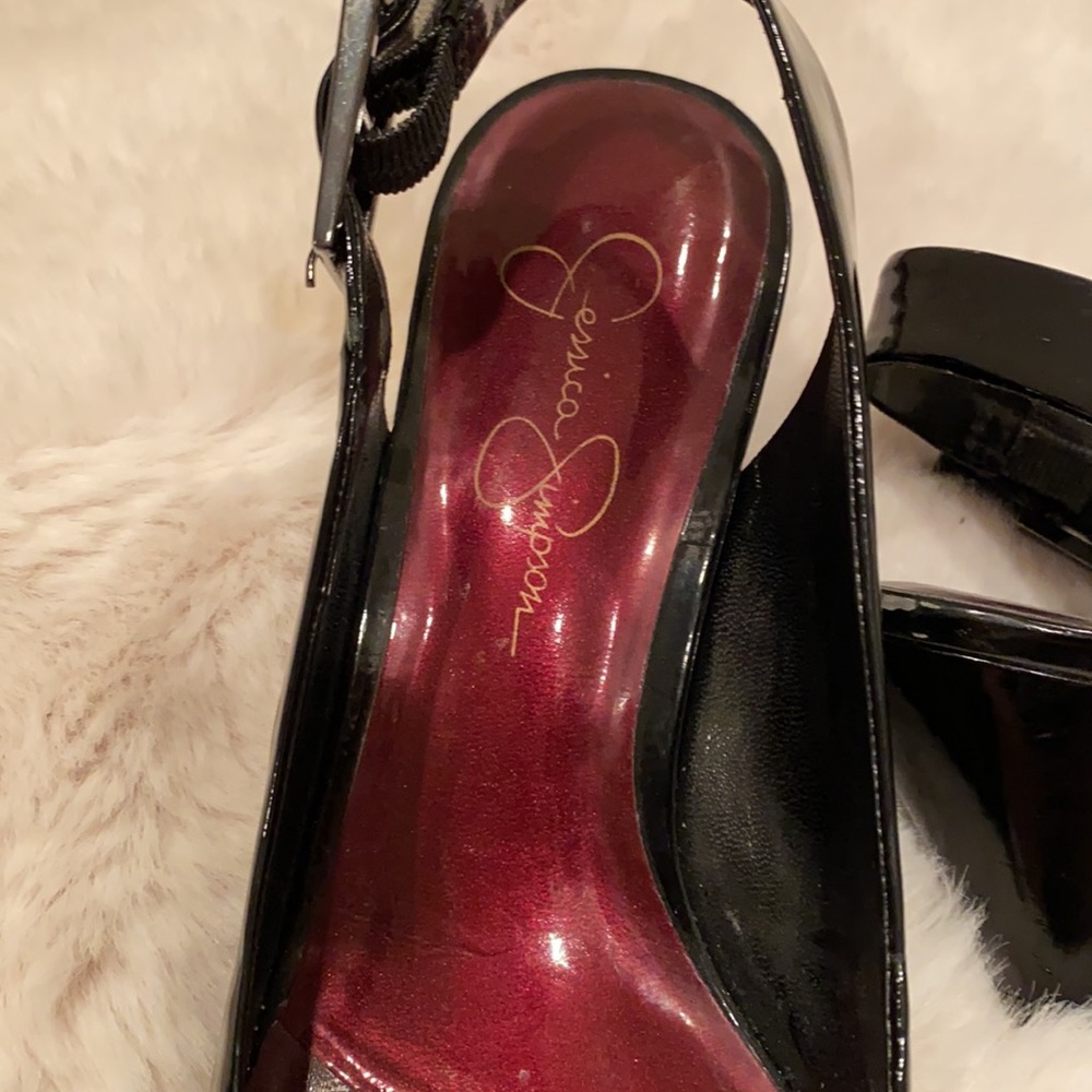 Shoes - Picture 2 of 3